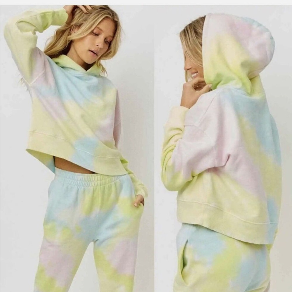 Tie-Dye Hoodie and Joggers Set medium nwt